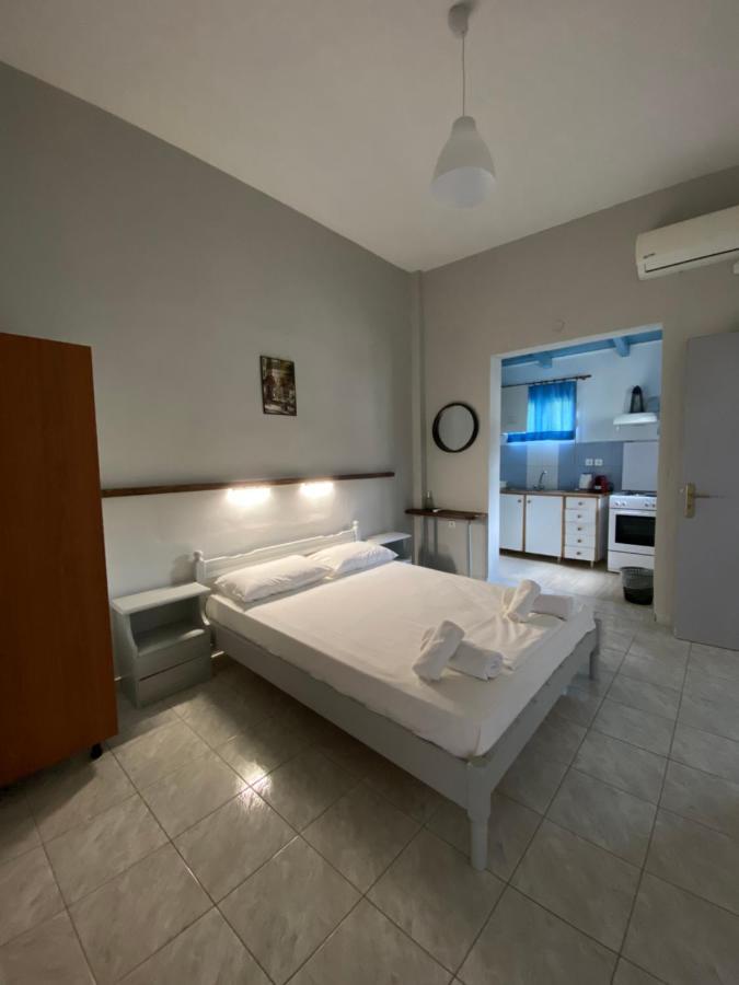 George Apartments Stoupa Exterior photo
